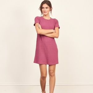 Dark pink knit tee shirt dress!